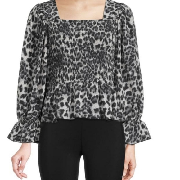 Leopard print Shirred Top - Picture 2 of 3